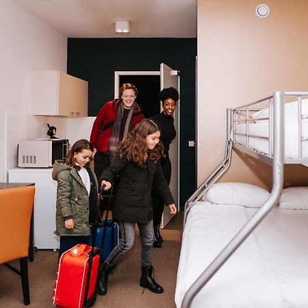 The Hague Teleport Hotel Екстериор снимка
