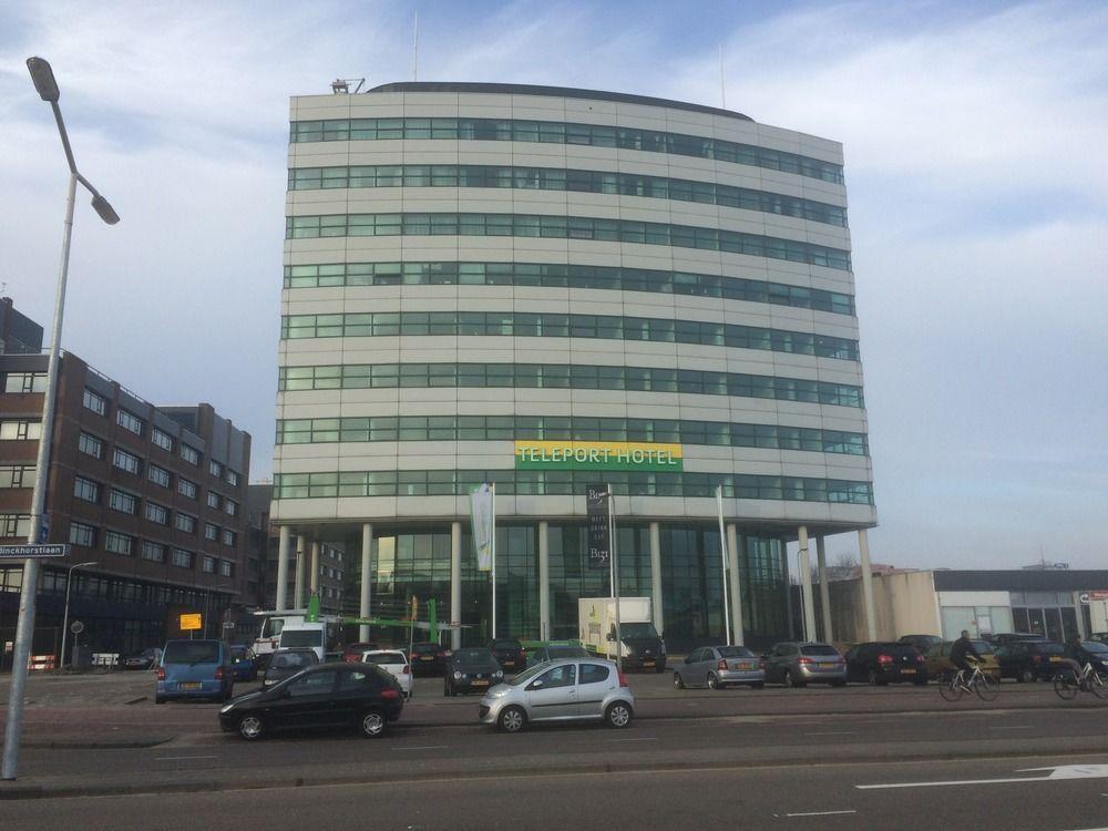 The Hague Teleport Hotel Екстериор снимка