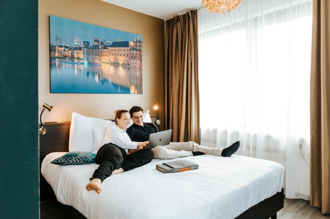 The Hague Teleport Hotel Екстериор снимка
